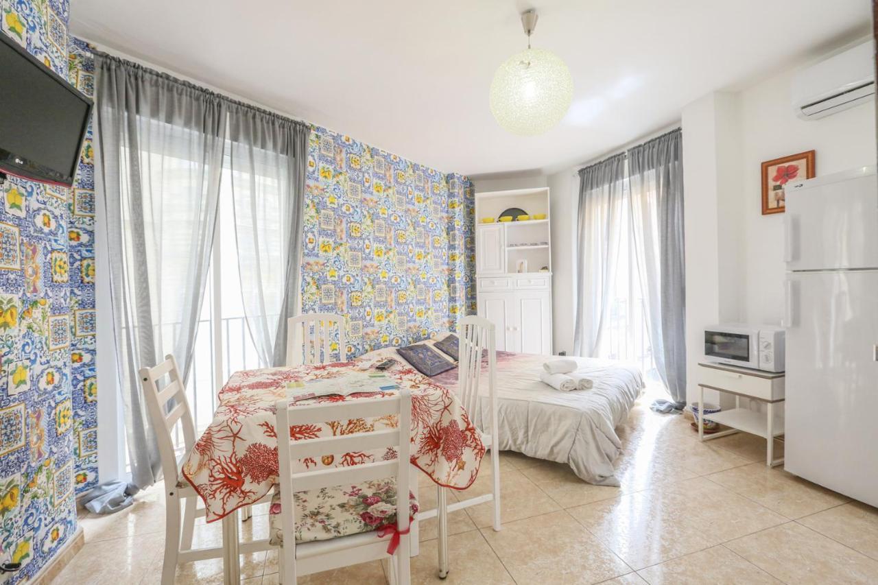 Duque Center Premium Suites, Free Parking Apartment Seville