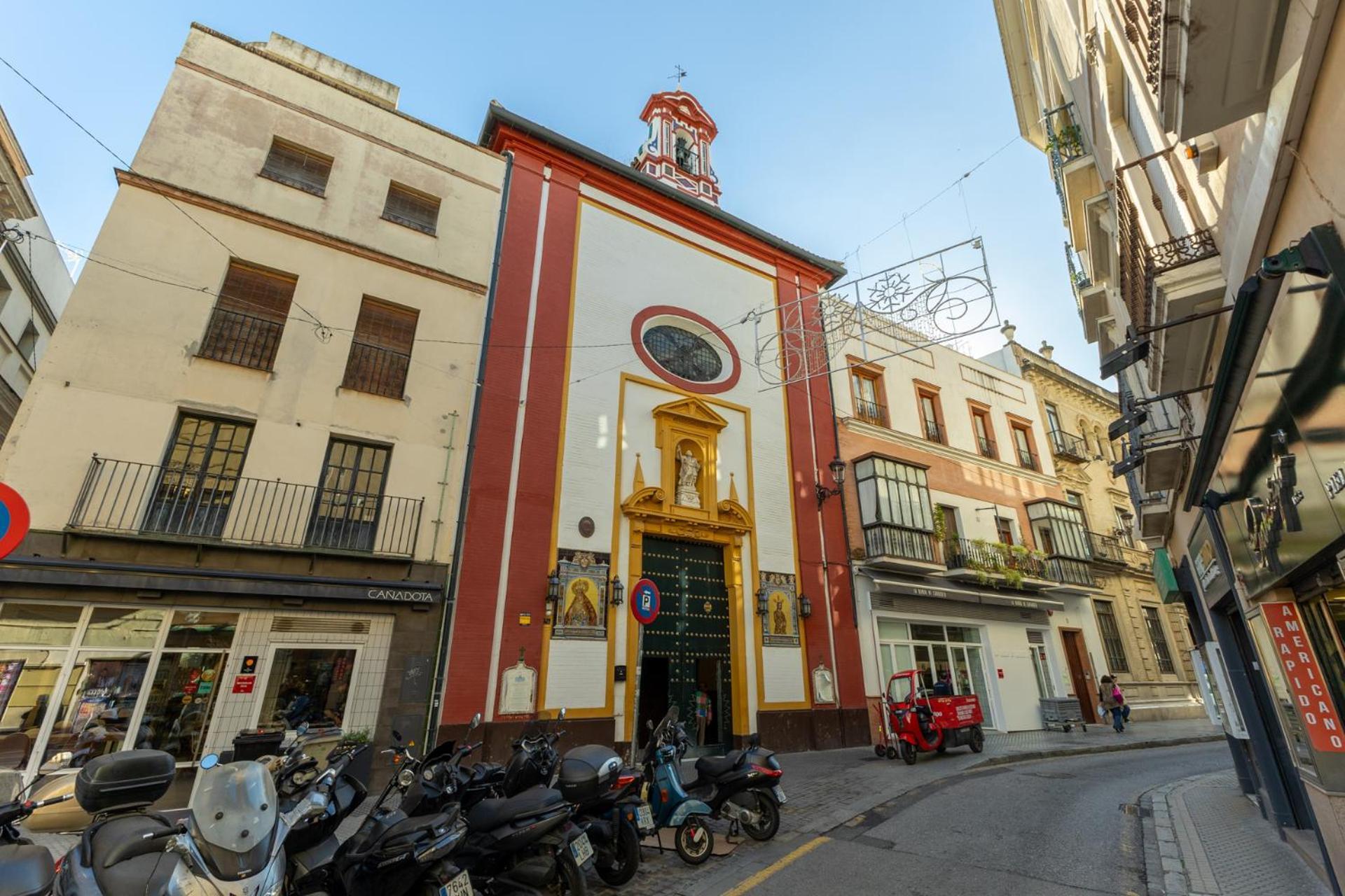 Duque Center Premium Suites, Free Parking Seville